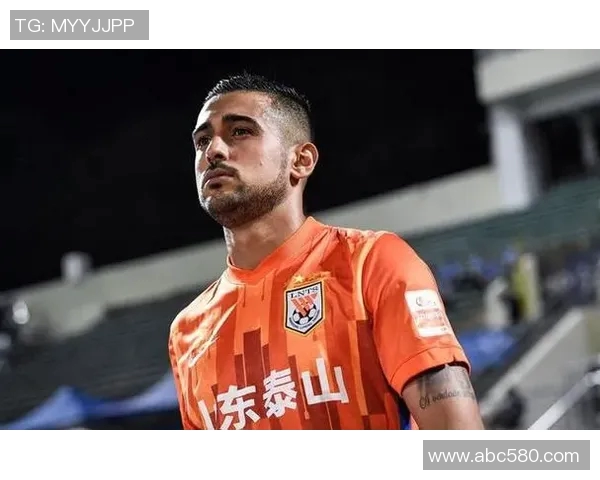 莱万带领球队再创辉煌赛季表现引发全球球迷热议与期待